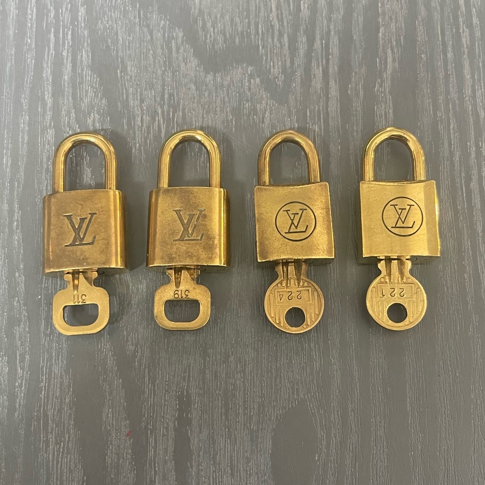 Louis Vuitton Lock and Key in 200 and 300 series
